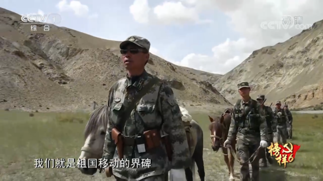 在战斗中受伤后，祁发宝昏迷期间一直拳打脚踢